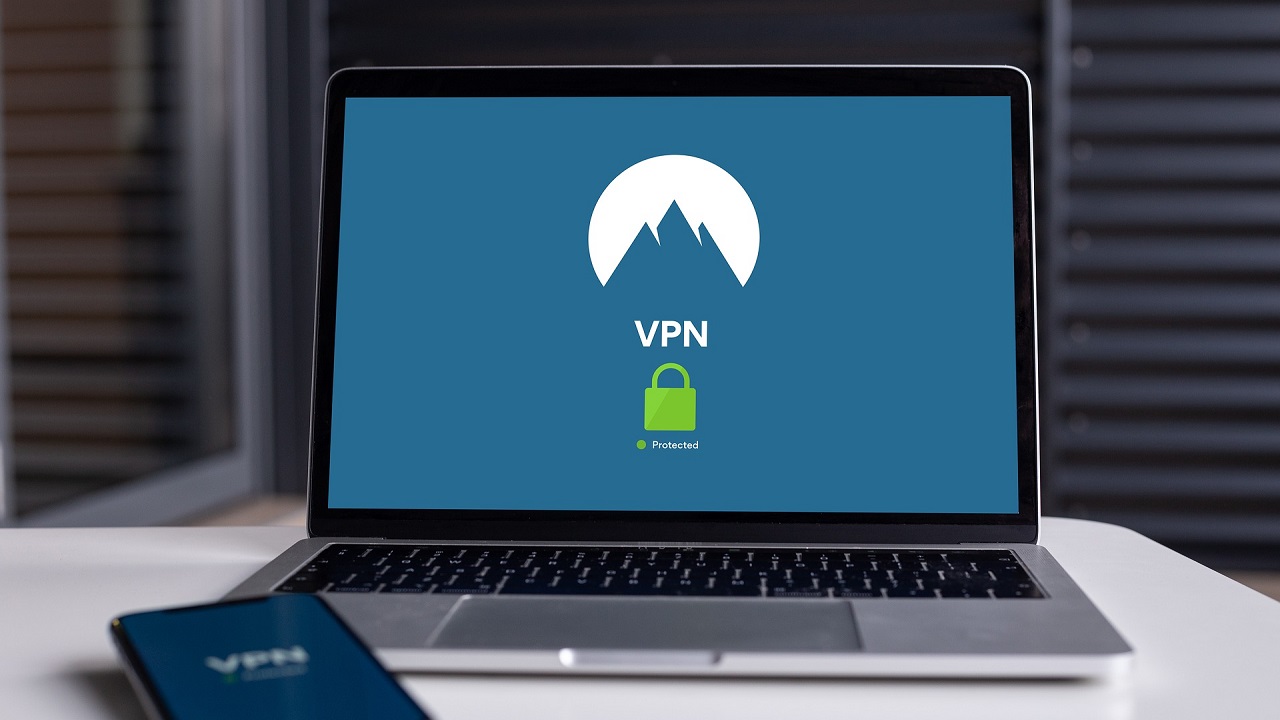 Cara-Menggunakan-VPN-di-Laptop-Header.jpg